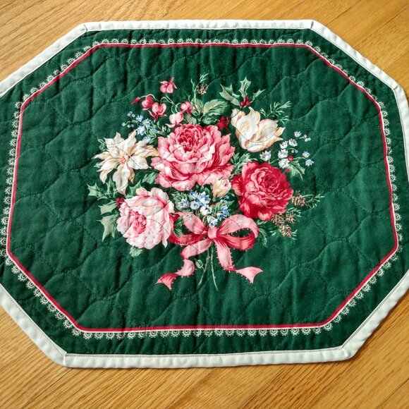Vintage Quilted Placemats Pink Rose Green Set of 5 Handmade Dining Place Mats - Picture 8 of 16
